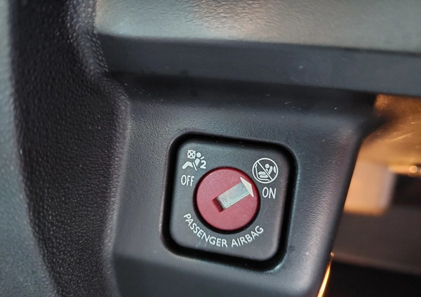 Citroen C3 cena 24900 przebieg: 136900, rok produkcji 2014 z Lębork małe 704
